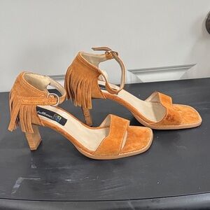 Bullboxer Chic Suede Fringe Heels